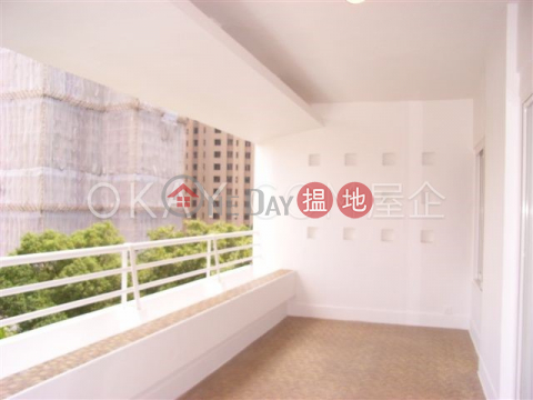 Efficient 3 bedroom with balcony & parking | Rental | Pine Court Block A-F 翠峰園A-F座 _0