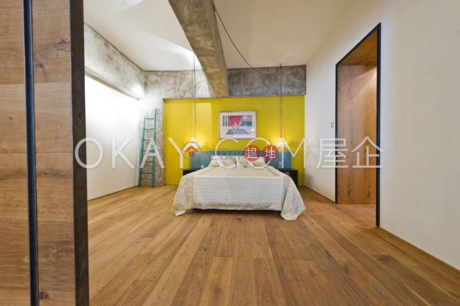 HK$ 28M, E. Tat Factory Building, Southern District Efficient 2 bedroom on high floor | For Sale