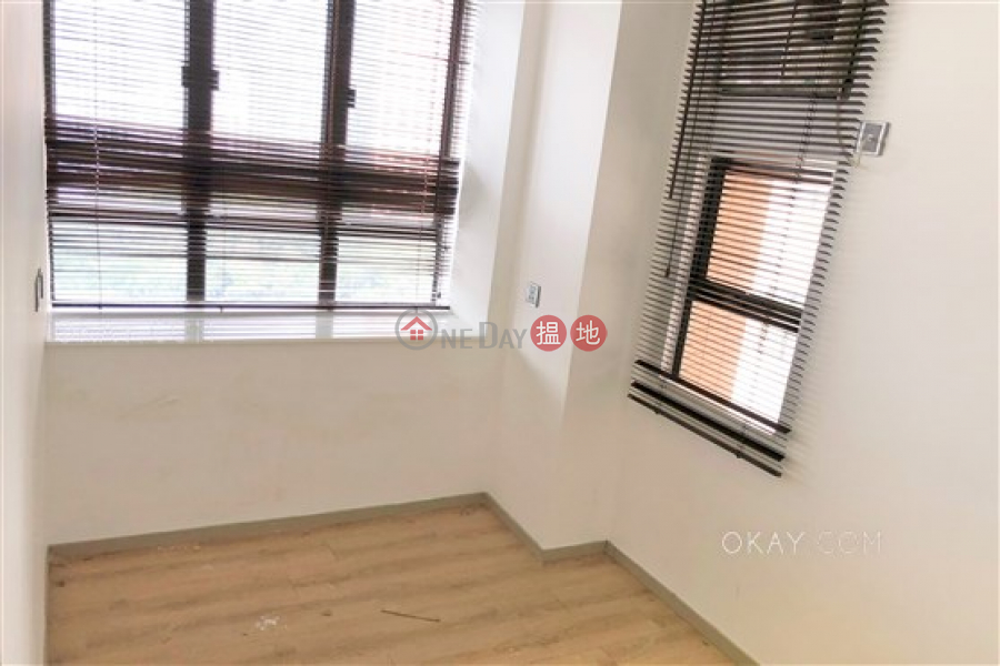 HK$ 34,000/ month | Robinson Heights | Western District Rare 2 bedroom in Mid-levels West | Rental