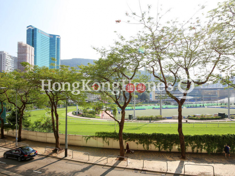 Property Search Hong Kong | OneDay | Residential | Sales Listings | 3 Bedroom Family Unit at Champion Court | For Sale