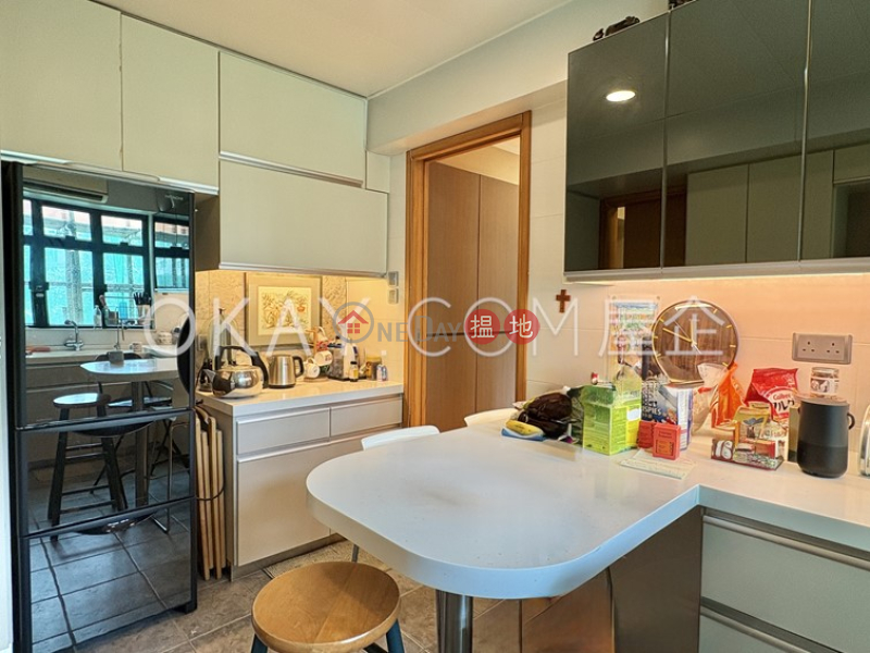 HK$ 65,000/ month Beau Cloud Mansion Central District Exquisite 3 bedroom with balcony & parking | Rental