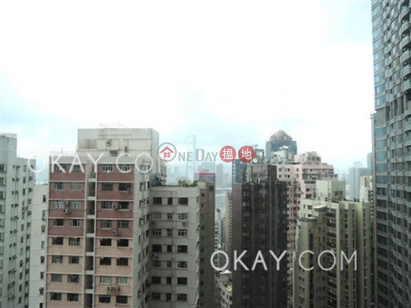 Nicely kept 3 bedroom in Mid-levels West | Rental | Robinson Place 雍景臺 Rental Listings