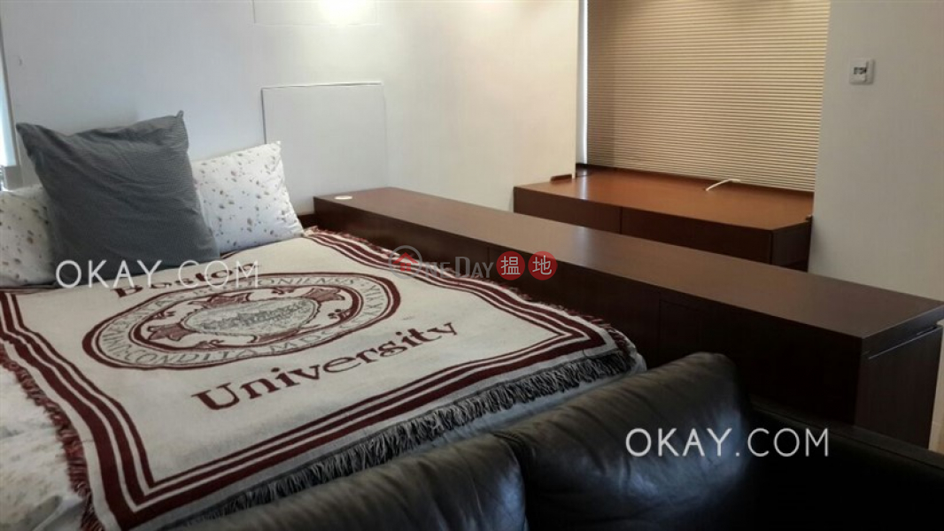 Stylish studio with balcony | For Sale, Centrestage 聚賢居 Sales Listings | Central District (OKAY-S50355)