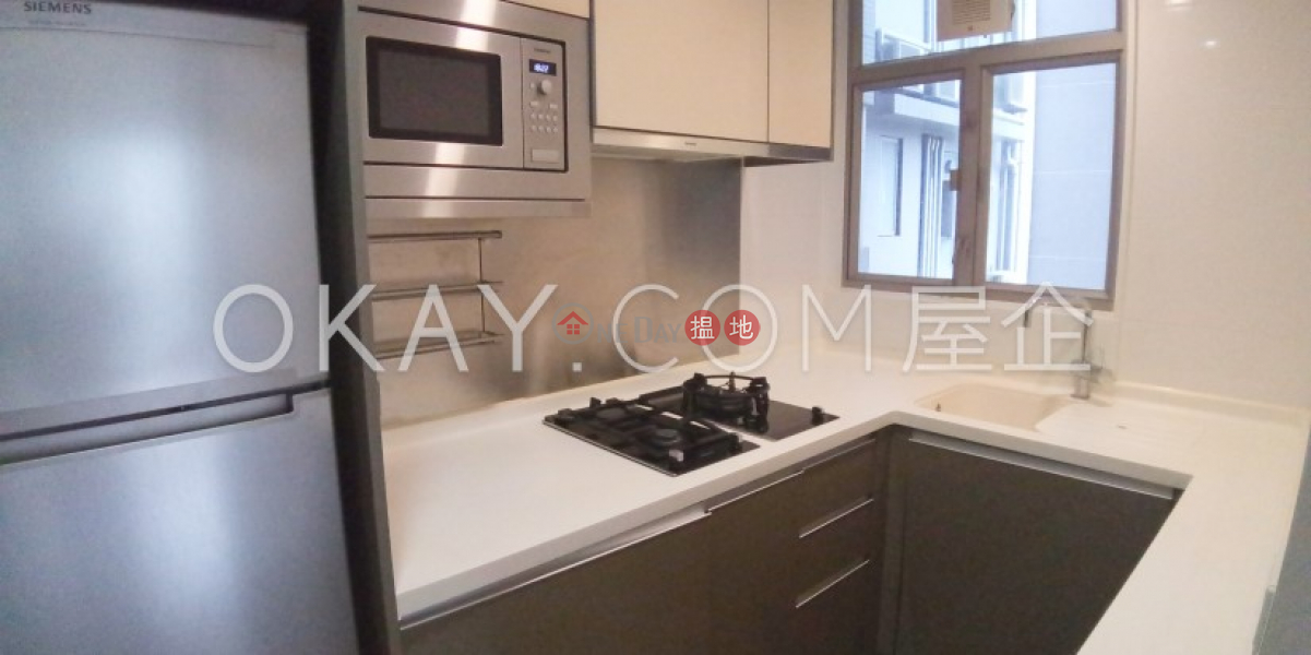 HK$ 20M | Island Crest Tower 1 | Western District, Elegant 3 bedroom with balcony | For Sale