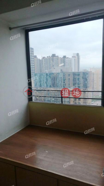 Property Search Hong Kong | OneDay | Residential Sales Listings | Hop Yick Plaza Block B | 3 bedroom Mid Floor Flat for Sale