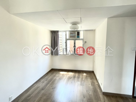Generous 2 bedroom in Central | Rental, Sunrise House 新陞大樓 | Central District (OKAY-R277027)_0