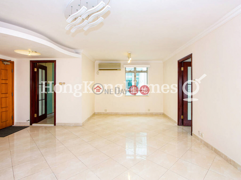 3 Bedroom Family Unit for Rent at Exchange Square Block 3 | Exchange Square Block 3 交易廣場3期 Rental Listings