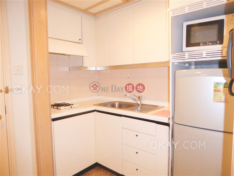 HK$ 28,000/ month, Convention Plaza Apartments, Wan Chai District, Nicely kept 1 bedroom on high floor | Rental
