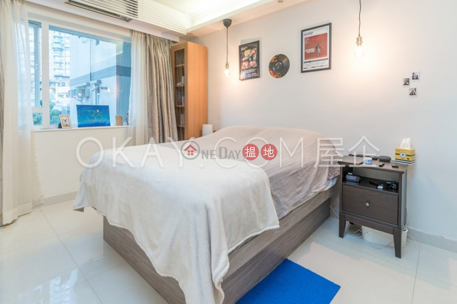 HK$ 80,000/ month Block 45-48 Baguio Villa | Western District | Efficient 4 bedroom with balcony & parking | Rental