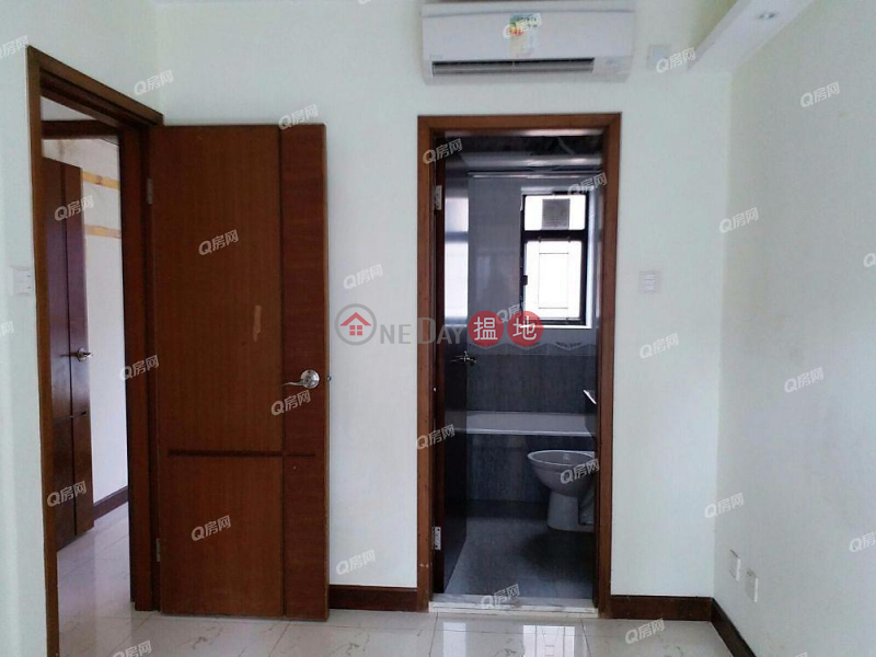 Property Search Hong Kong | OneDay | Residential | Sales Listings Royal Court | 3 bedroom Mid Floor Flat for Sale