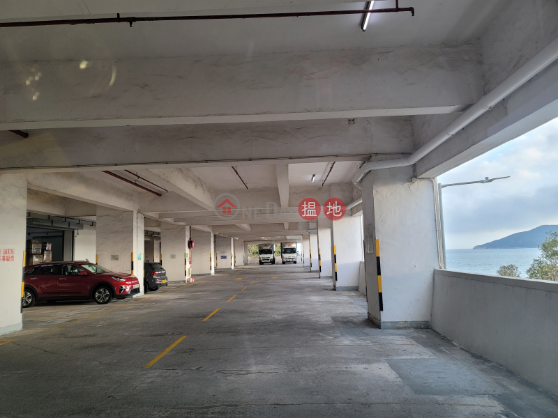 It is a self contained community integrating various industries with full sea view | Oceanic Industrial Centre 海灣工貿中心 Rental Listings