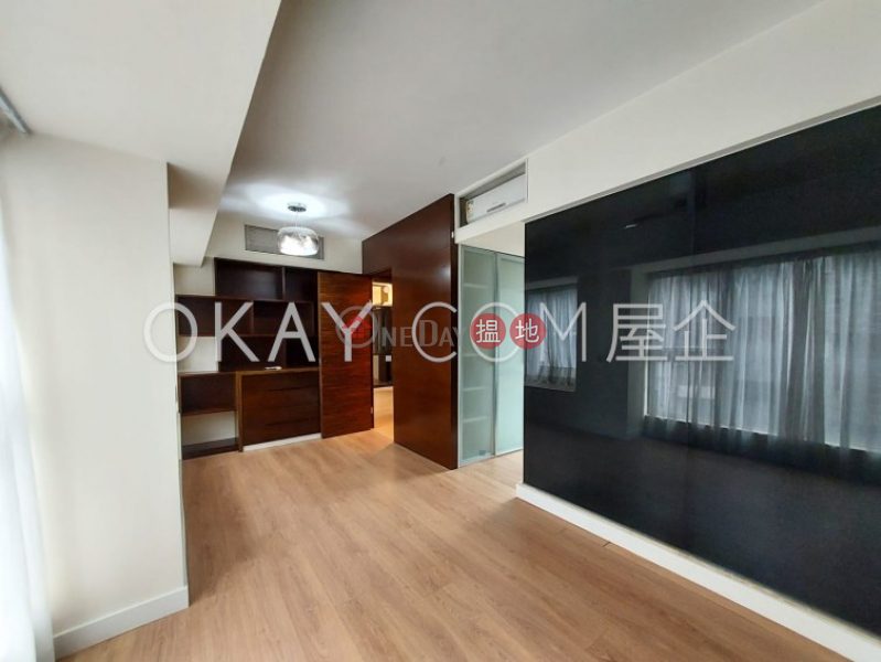 Property Search Hong Kong | OneDay | Residential | Rental Listings Tasteful 1 bedroom on high floor with balcony | Rental