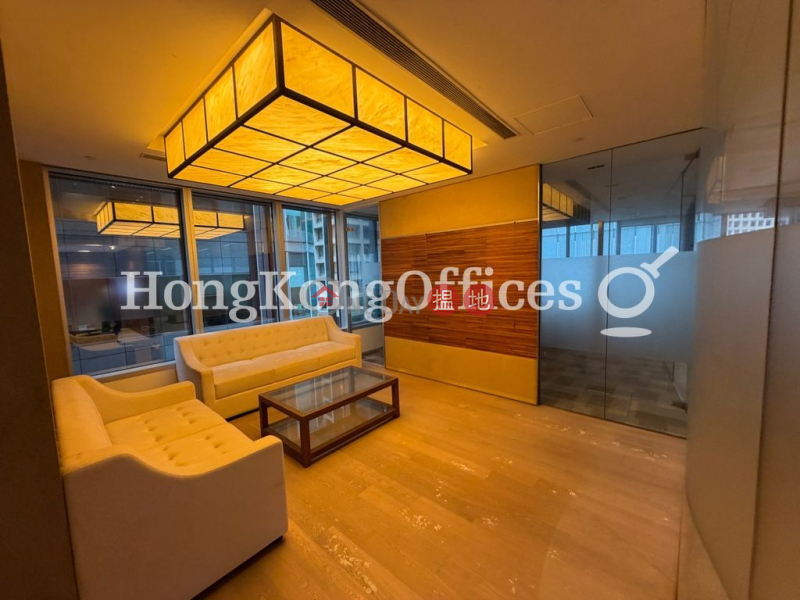 8 Queen\'s Road Central Low Office / Commercial Property | Rental Listings | HK$ 225,900/ month