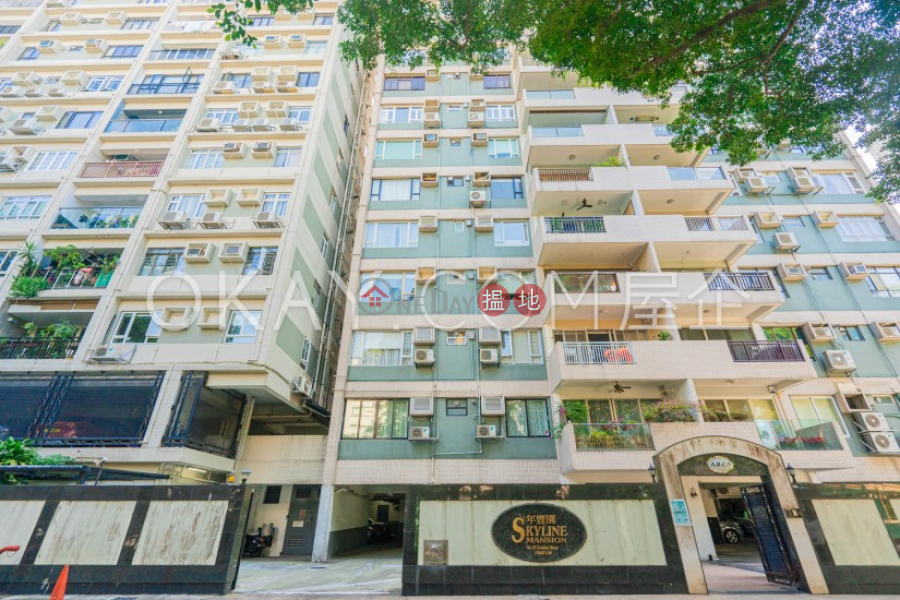 Property Search Hong Kong | OneDay | Residential | Rental Listings | Rare 2 bedroom on high floor with rooftop & parking | Rental