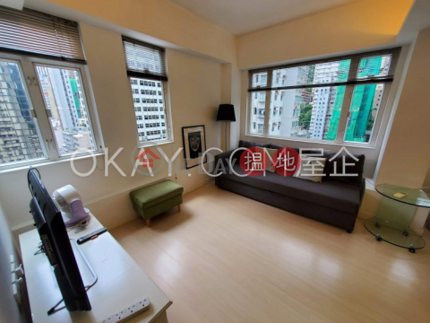 Generous 1 bedroom in Wan Chai | Rental, Kar Yau Building 嘉佑大廈 | Wan Chai District (OKAY-R292264)_0