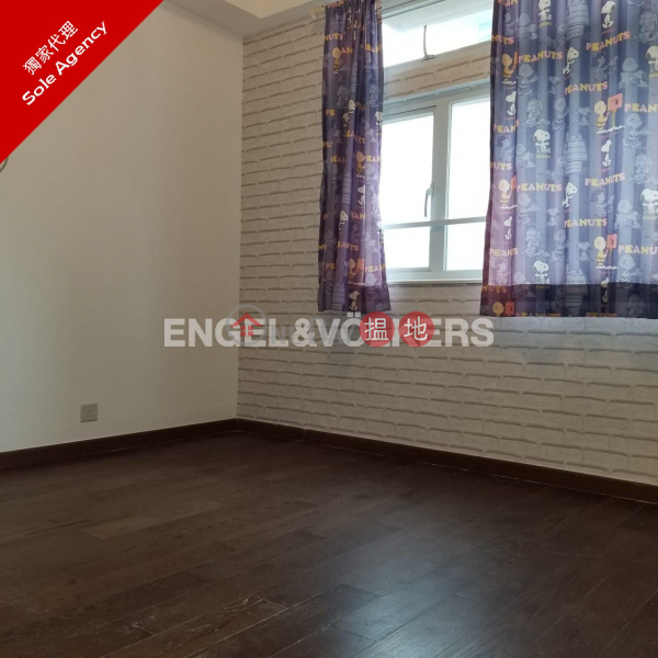 HK$ 35,000/ month Crowfields Court Kowloon City, 2 Bedroom Flat for Rent in Kowloon City