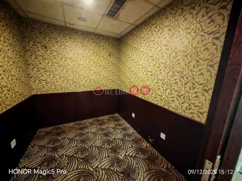 HK$ 30,000/ month | Legend Tower, Kwun Tong District | beauty