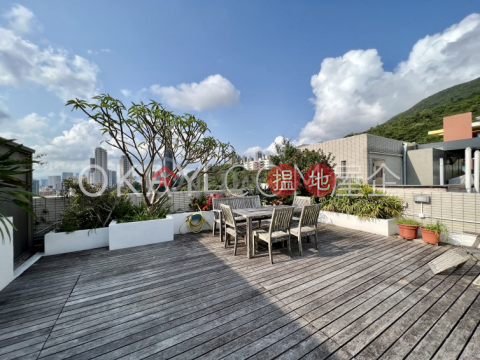 Charming 1 bedroom on high floor with rooftop | For Sale | Billion Terrace 千葉居 _0