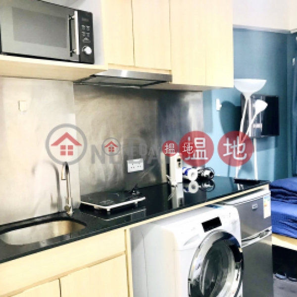 HK$ 9,500/ month, 459-465 Hennessy Road | Wan Chai District | No agency fees a fully furnished and bright en suite in Causeway Bay