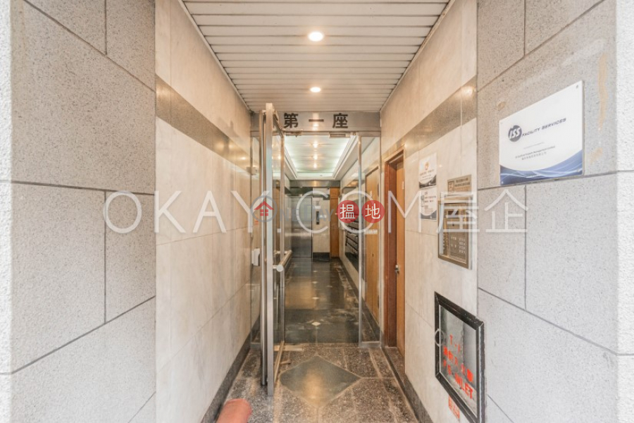 Property Search Hong Kong | OneDay | Residential, Sales Listings, Generous 1 bedroom in Mid-levels West | For Sale