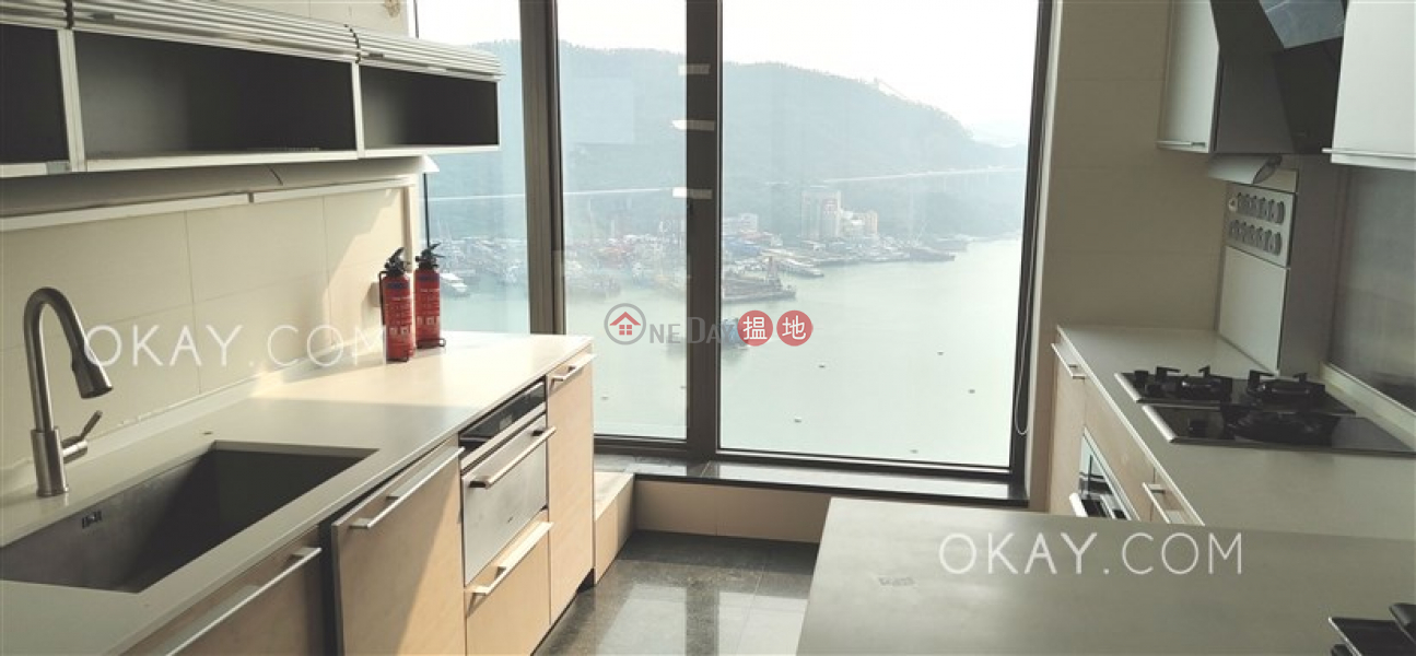 Gorgeous penthouse with balcony | Rental, The Westminster Terrace 皇璧 Rental Listings | Tsuen Wan (OKAY-R73725)