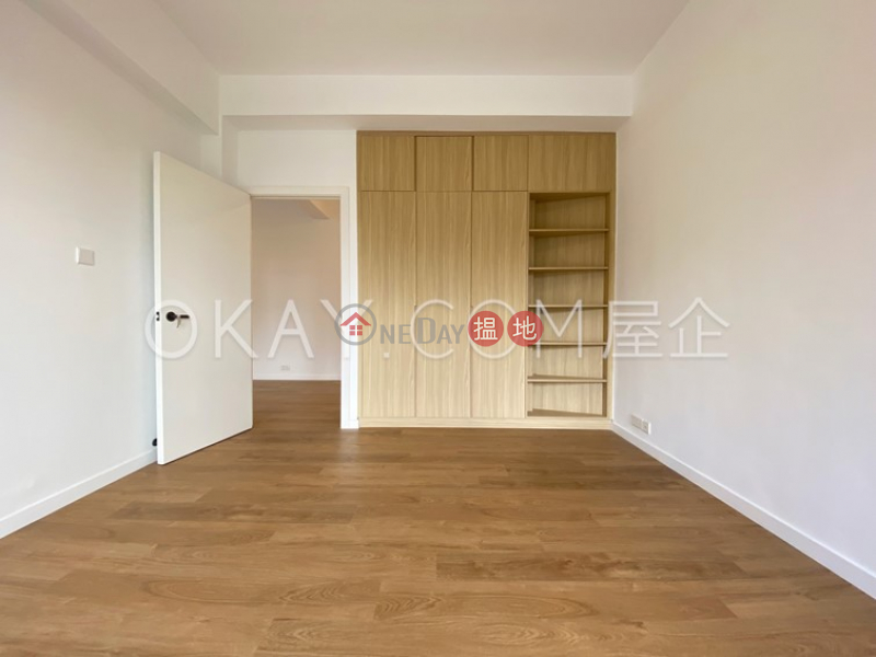 Efficient 3 bedroom with balcony & parking | Rental | 88A-88B Pok Fu Lam Road 薄扶林道88A-88B號 Rental Listings