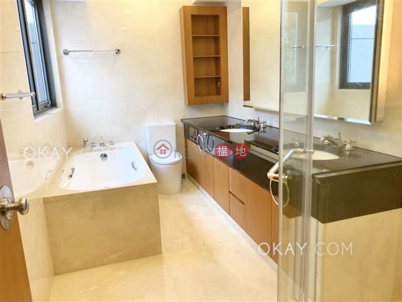 Gorgeous 3 bedroom with rooftop, balcony | Rental | No. 14 Headland Road 赫蘭道14號 Rental Listings