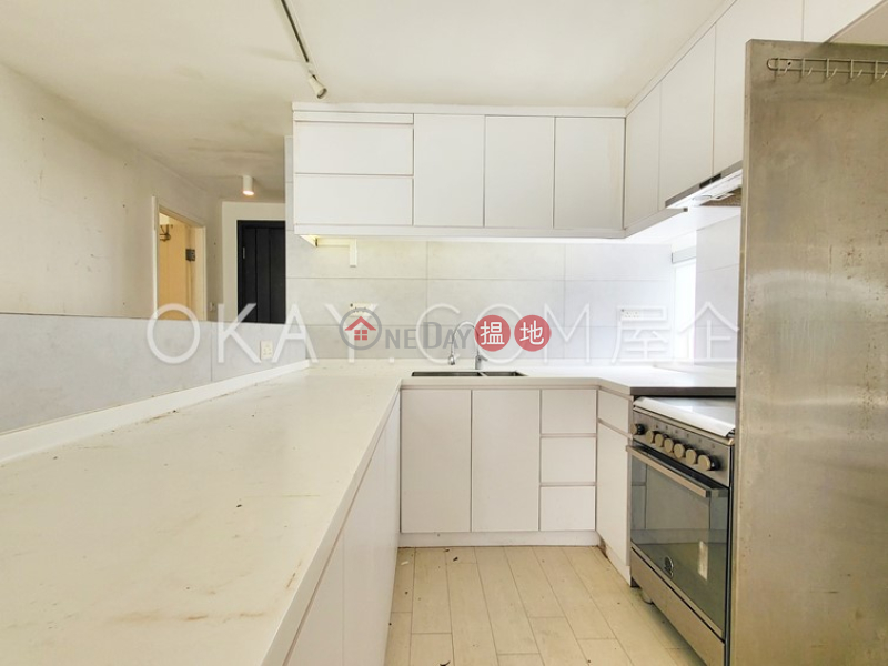 Gorgeous house with rooftop, terrace & balcony | For Sale | Mang Kung Uk Village 孟公屋村 Sales Listings