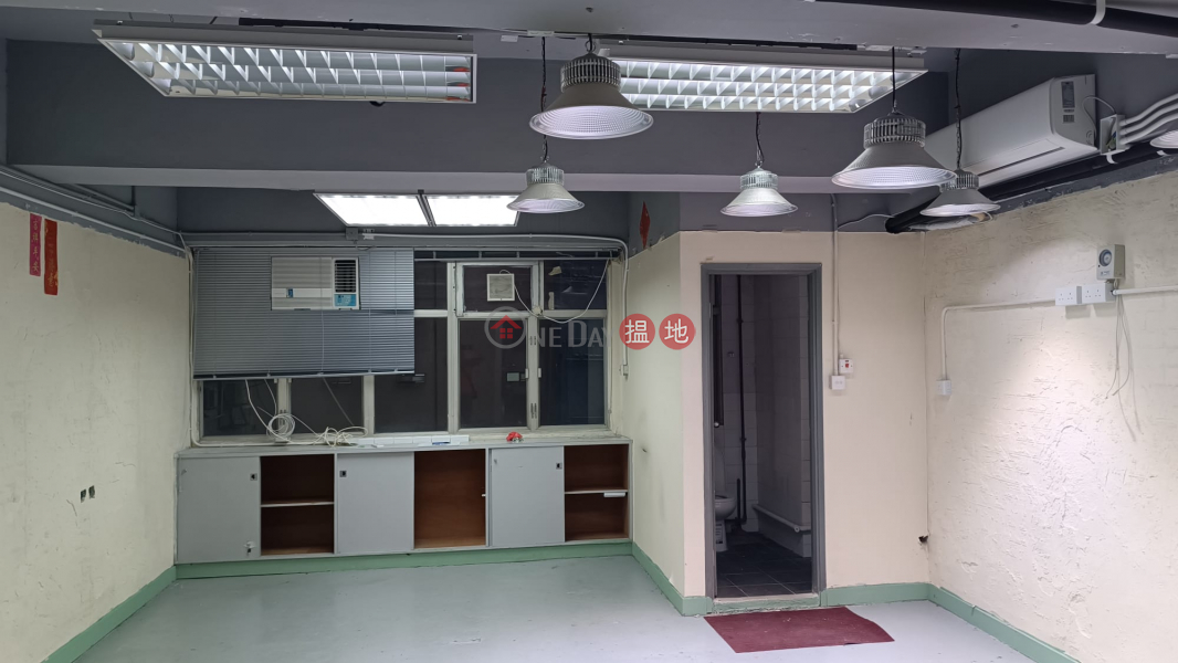 HK$ 3.8M | Thriving Industrial Centre | Tsuen Wan Renew and Convenient unit