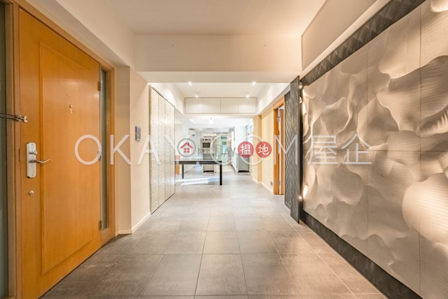Rare 3 bedroom with balcony & parking | For Sale | Medallion Heights 金徽閣 Sales Listings