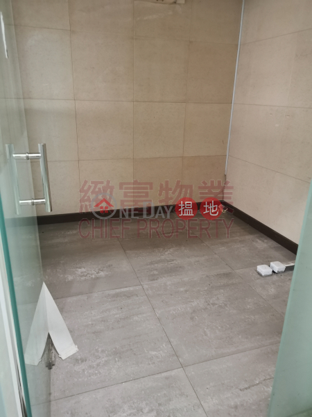 HK$ 51,000/ 月善美工業大廈黃大仙區多窗，單位四正，內廁