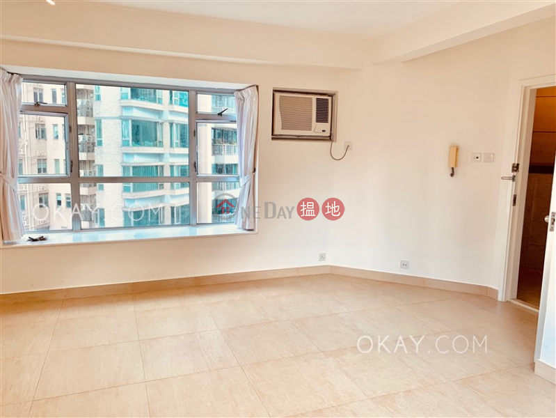 Property Search Hong Kong | OneDay | Residential | Rental Listings | Tasteful 3 bed on high floor with harbour views | Rental