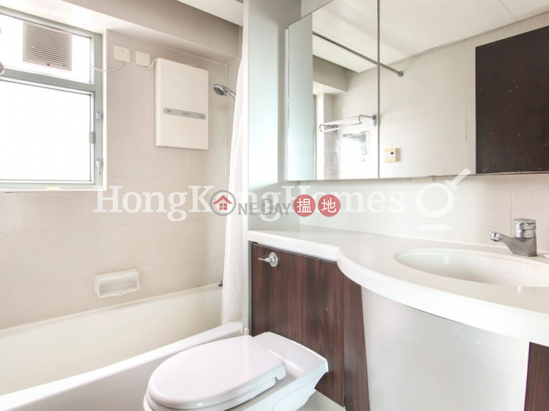 HK$ 21M | Casa Bella | Central District | 3 Bedroom Family Unit at Casa Bella | For Sale