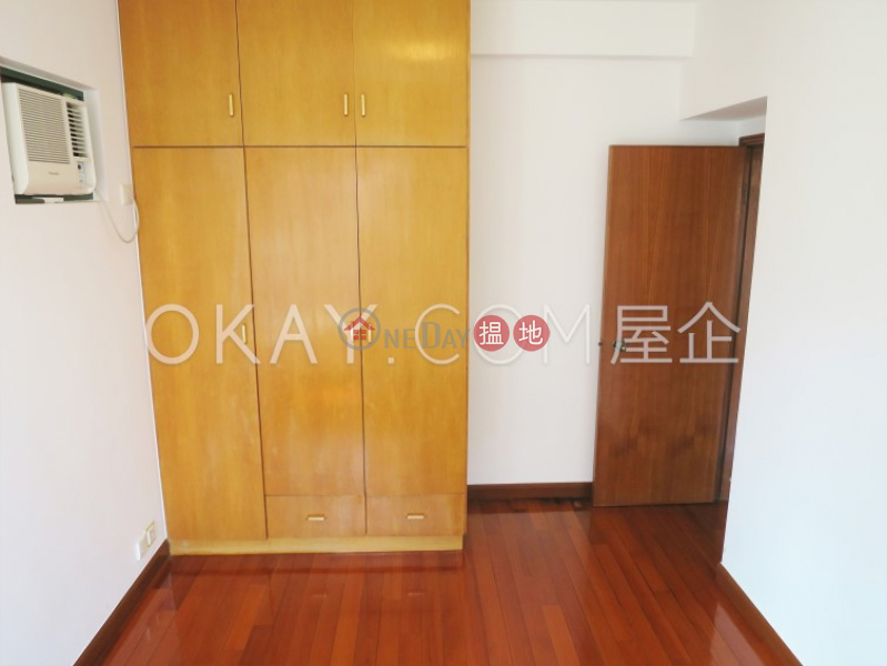 Nicely kept 2 bedroom on high floor | Rental | Hillsborough Court 曉峰閣 Rental Listings