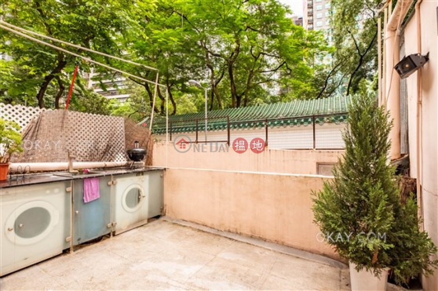 Popular 1 bedroom with terrace | Rental, 62-64 Queen\'s Road West 皇后大道西 62-64 號 Rental Listings | Western District (OKAY-R245123)