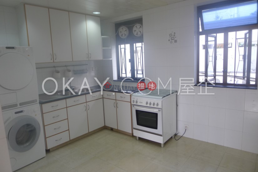 Charming 3 bedroom with parking | Rental, Mount Davis Garden 衛星花園 Rental Listings | Western District (OKAY-R130263)