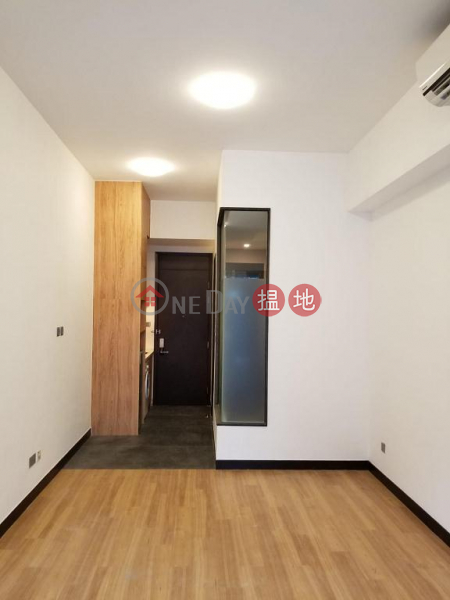 HK$ 21,000/ month J Residence Wan Chai District, Flat for Rent in J Residence, Wan Chai