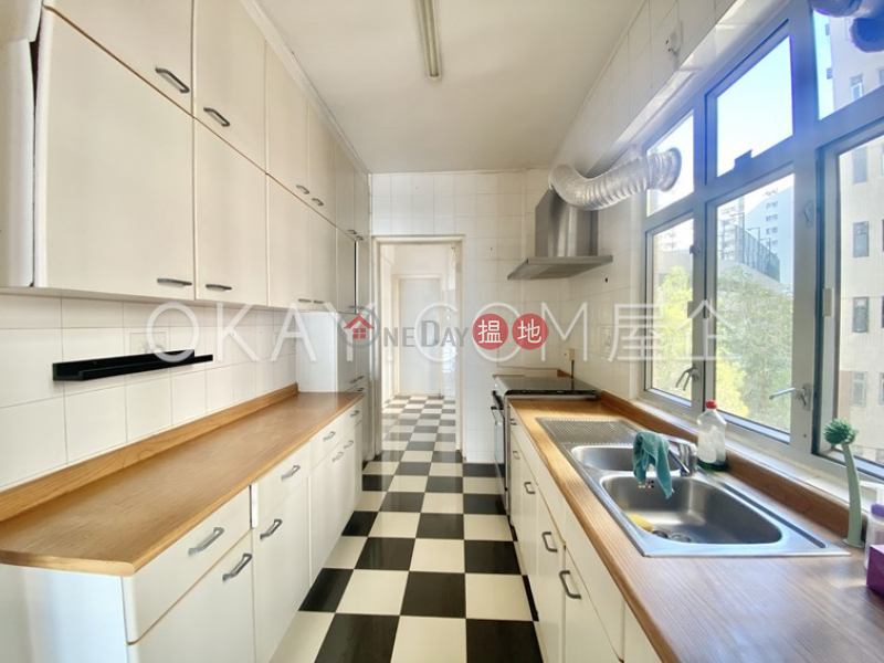 HK$ 73,000/ month, Scenic Villas Western District Efficient 4 bedroom with balcony & parking | Rental