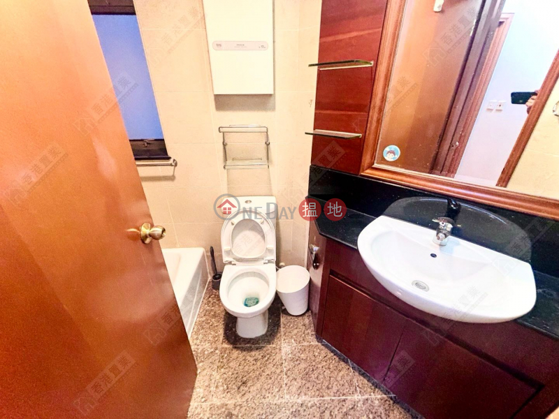 good view, 1 Austin Road West | Yau Tsim Mong | Hong Kong, Sales | HK$ 16M