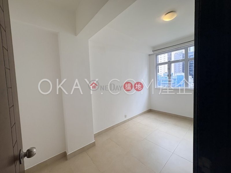 Lee Wing Building High Residential | Sales Listings, HK$ 7.5M