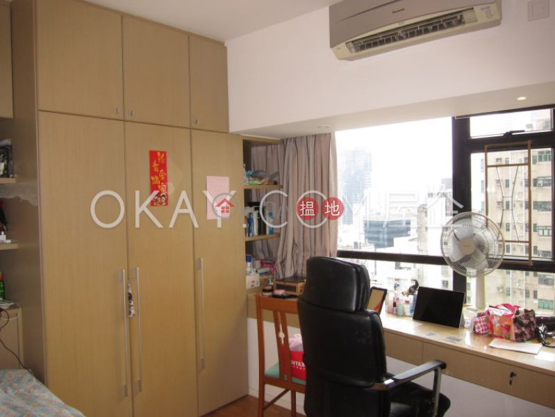 HK$ 45,000/ month | The Grand Panorama, Western District Unique 3 bedroom in Mid-levels West | Rental