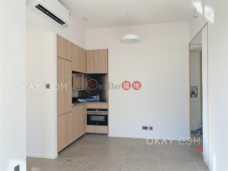 Tasteful 2 bedroom with balcony | Rental 321 Des Voeux Road West | Western District | Hong Kong Rental, HK$ 28,000/ month