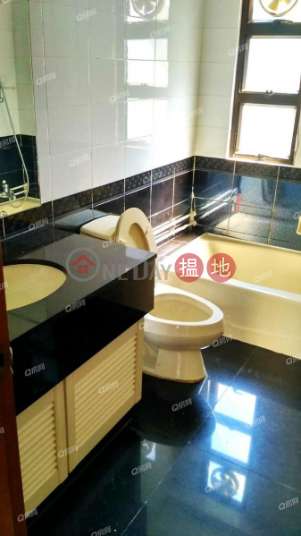 HK$ 38,000/ month | Tycoon Court | Central District | Tycoon Court | 3 bedroom Low Floor Flat for Rent