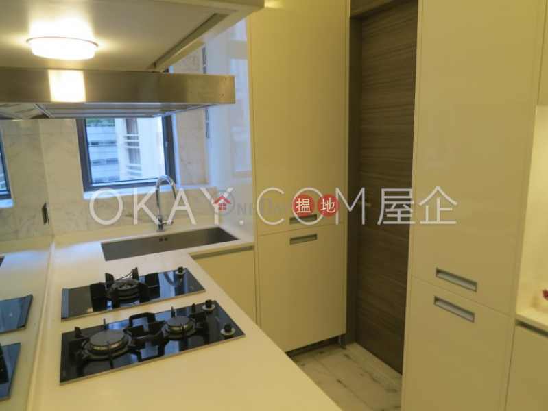 Tasteful 2 bedroom in Mid-levels Central | For Sale 17 MacDonnell Road | Central District, Hong Kong | Sales HK$ 19M