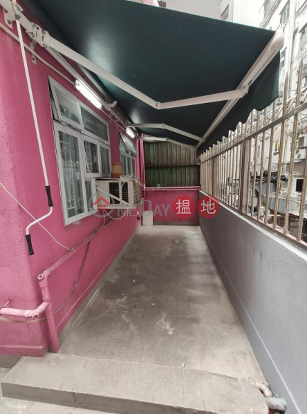 HK$ 15,000/ month Shu Fat Building Wan Chai District | Flat for Rent in Shu Fat Building, Wan Chai