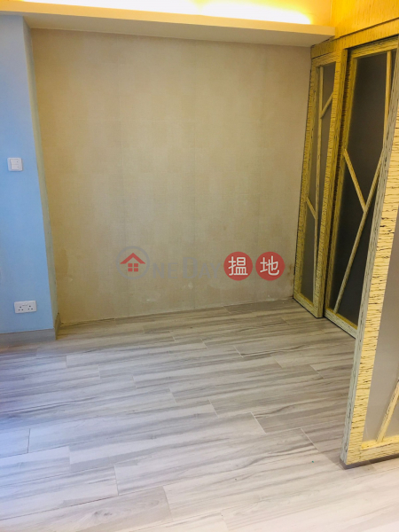 Property Search Hong Kong | OneDay | Residential, Rental Listings | Gough Street | 2/F Walk Up Building | 1BR | Net 300 + Balcony 50\'