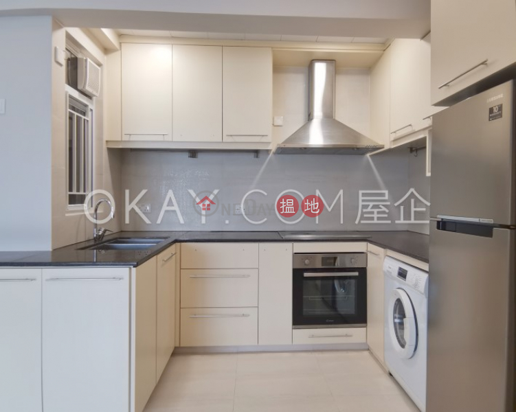 Lovely 3 bedroom in Western District | Rental 35 Sai Ning Street | Western District, Hong Kong Rental HK$ 30,000/ month