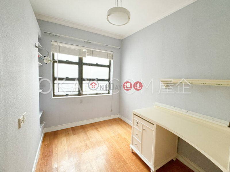 HK$ 40,000/ month, 39-41 Lyttelton Road | Western District Nicely kept 3 bedroom with balcony | Rental