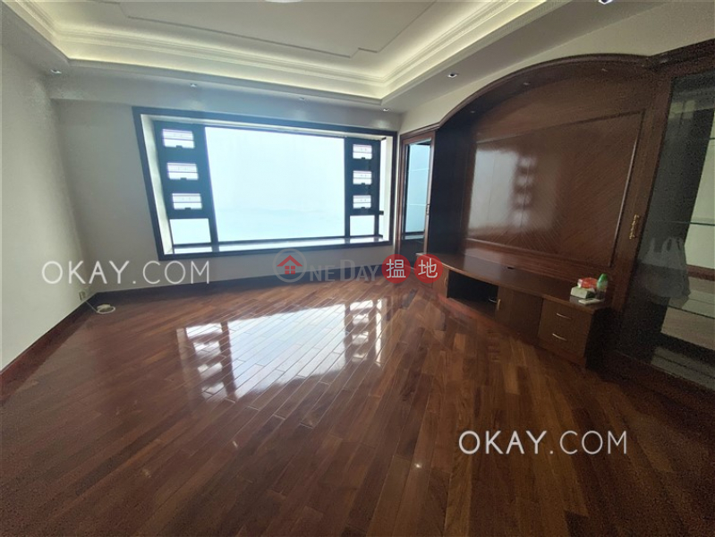 HK$ 68,000/ month | Imperial Court Western District Lovely 3 bedroom on high floor with sea views & rooftop | Rental
