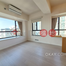 Charming 2 bed on high floor with harbour views | For Sale | Valiant Park 駿豪閣 _0